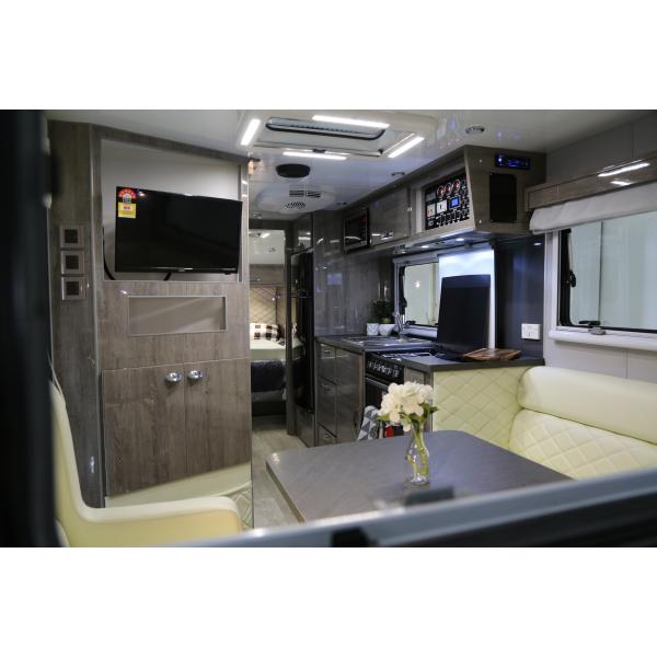 Hard Top Campsite Caravan Ride Dirt Camper Van Dirt Caravan Adventure Travel Large Caravan Ride