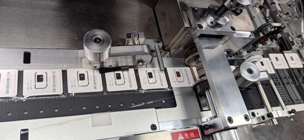 Mini SIM Card Packing Machine for Single Chip Card Dual Chip Card Quarter Card Wrapping  7000-8000pcs/hour