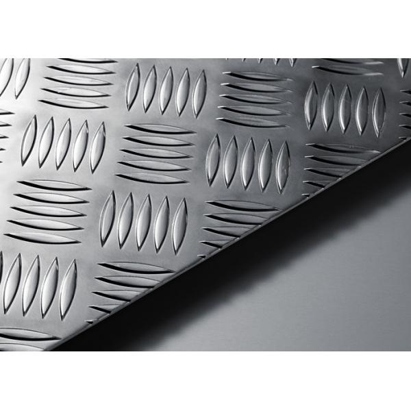 3003 5052 Stair Tread Plates / Highly Bright Finish Aluminum Sheet For Deck Steps