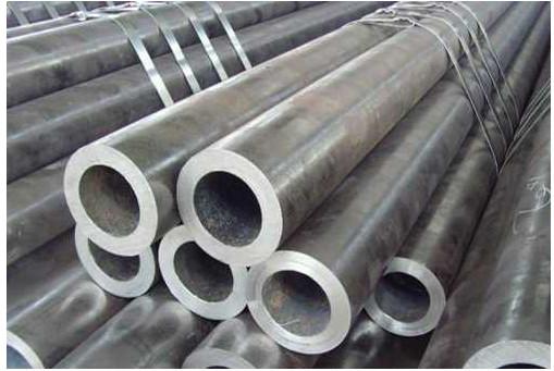 97*9,5*5000mm Tubo sem costura de aço carbono Verniz brilhante ASTM A106 GR.B