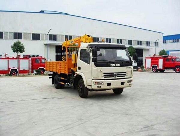 120HP 4T Dongfeng EQ1070JSQ Truck Crane