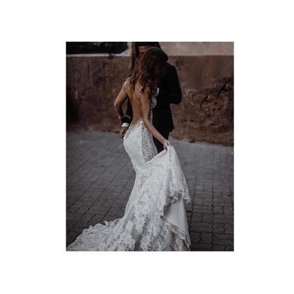 Fashion Mermaid Wedding Dress Deep V Neck Sleeveless Backless Beading