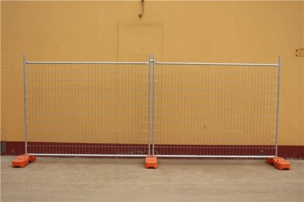 SYDNEY temporary fence panels 210cm height x 240cm width With orange RAL2009 color temp fence block free standing fence