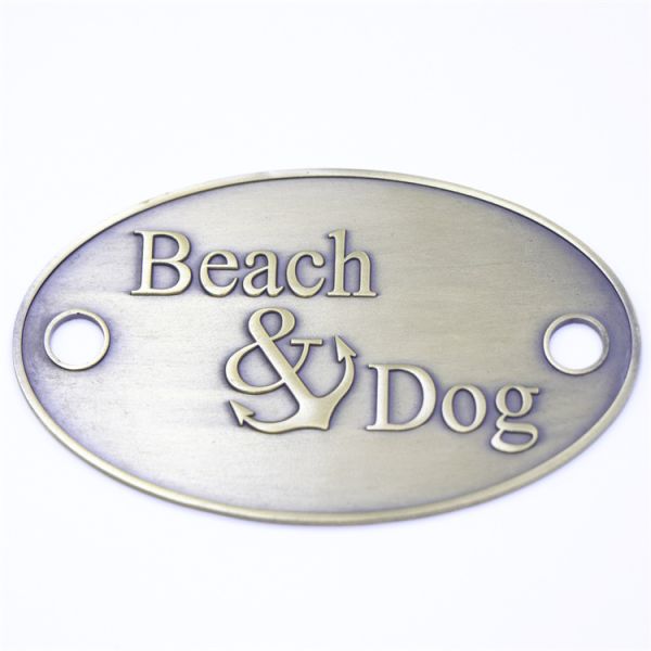 Customized Zinc Alloy Nameplate Metal Oval Name Plate With Embossed Font Beach Logo