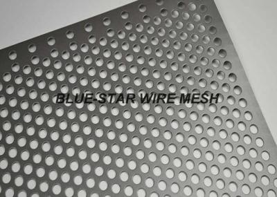 Fencing / Gate Aluminium Perforated Metal Sheet / Coil With 45 60 90 Degree Punching Hole
