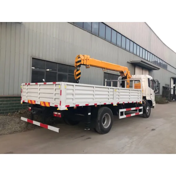 Mobile Telescopic Truck Mounted Crane 6.3tons 5tons 3 Boom 4 Boom Crane Truck 700p Type