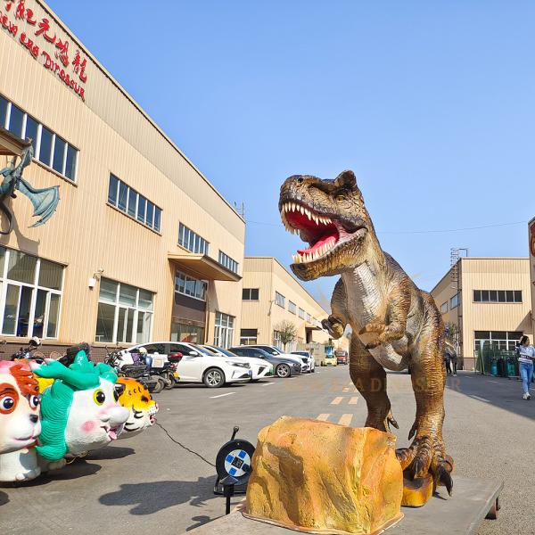 Simulated Lifelike Animated T-rex Dinosaur Model for Park and Mall