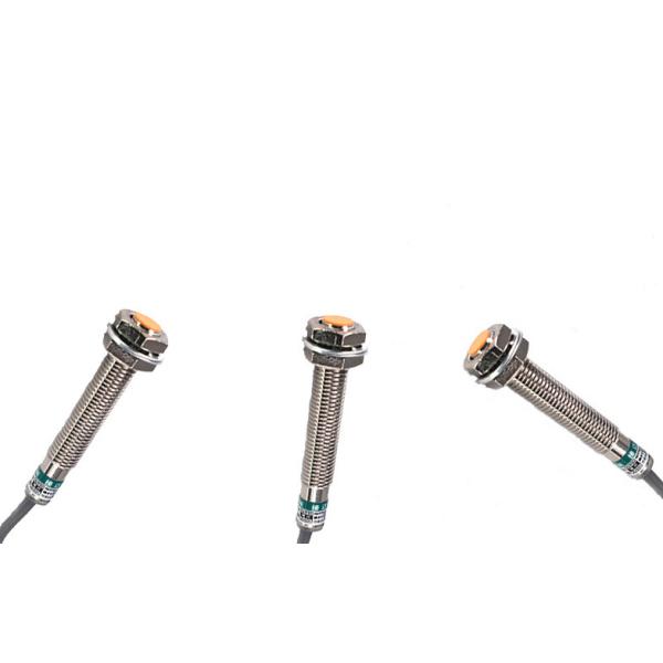 Magnetic Metal NPN Proximity Switch , M18 Inductive Proximity Sensor