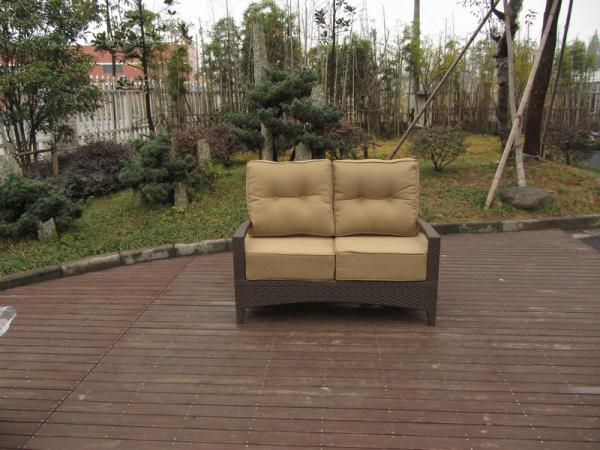  garden rattan sofa         