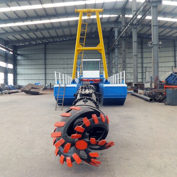 Marine Engine Cutter Suction Dredger with 10/8 Inch Pump 800 M3/H Water Flow
