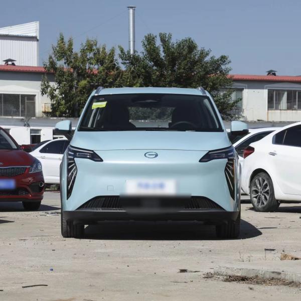Guangqi AION Y 202 Younger Electric SUV de 5 lugares com volante multifunção Made