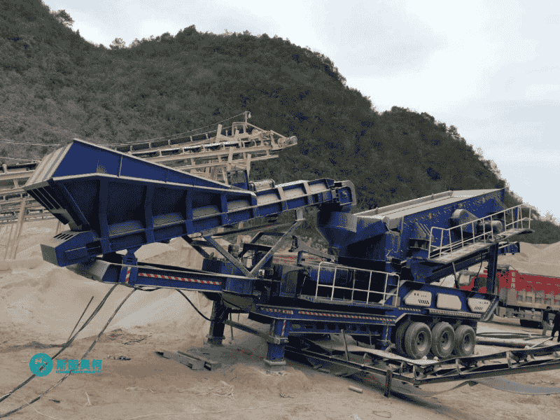 200TPH Mobile Cone Crusher Hard Rock Quarrying Portable Cone Crusher