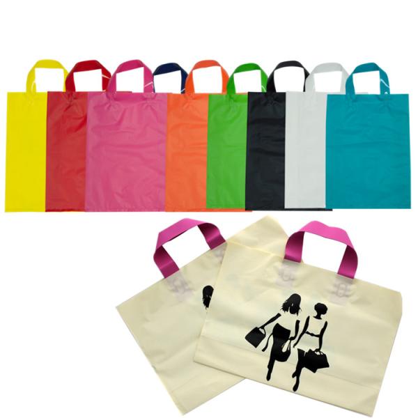 O grande tamanho de primeira qualidade colorido do saco de compras plástico descartável Waterproof os sacos dos punhos convenientes levar
