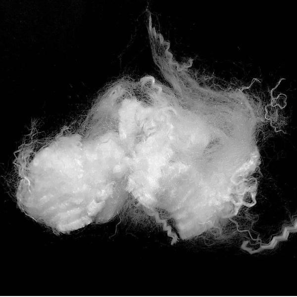 Штапельное волокно 100% полиэстер, волокно Мельт 2Д×51мм не Силиконизед низкое