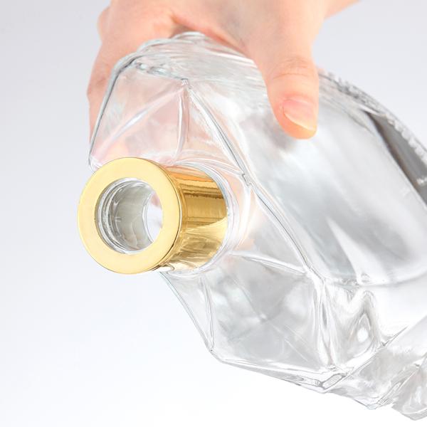 Customized Color Glass Bottles for Beverage Industrial Whisky Gin Brandy 500ml 750ml