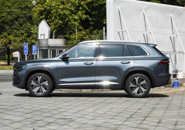 Auto Geely Car Xingyue L Monjaro Veículo a combustível a gasolina 2.0T SUV Carros