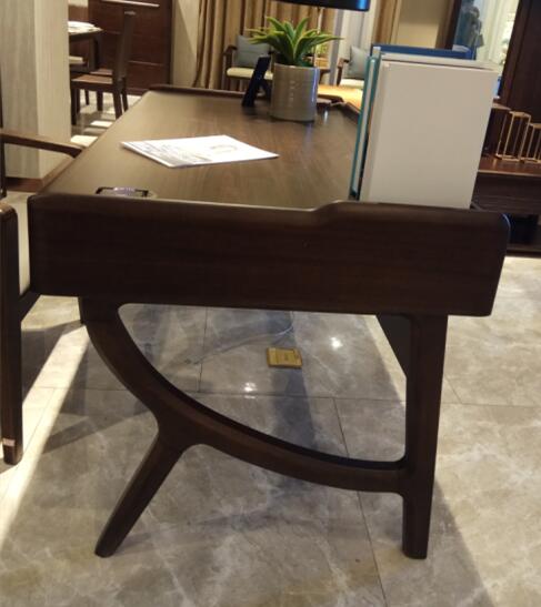 1.5m European Solid Wood Furniture Wood Writing Desk With Keyboard Drawer Two Drawers