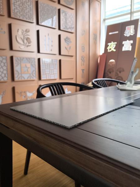 A2 Corrugated Wavy Cross-section Aluminum W-core Panels Deliver Long - Term Solutions For Exterior Wall Decoration. A2 Fire - Safety Classification Ensures Building Protection