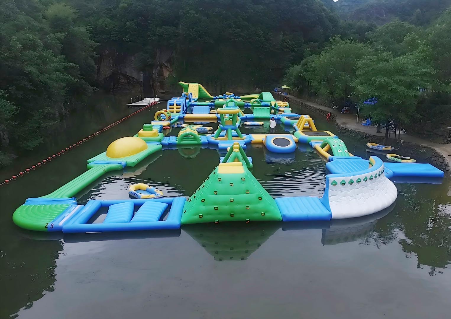 Large Hot sale Inflatable Water Park Giant Floating Aqua Park Custom Design Durable PVC for Lake Sea Pool Resort Water Games