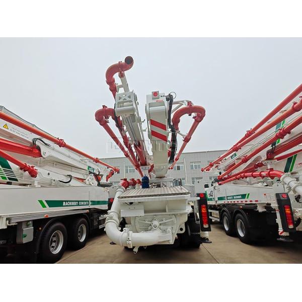 Camion malaxeur-pompe Howo TX chinois, coût 25m 38m 42m 6X4 440CV, camion pompe à béton