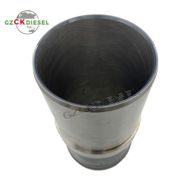 L'équipement est équipé d'un moteur à cylindres TD200-1002106A TD200-1002106B pour le moteur YC6TD YC6TD1000-D30