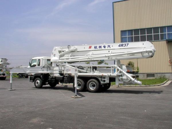 265kW 6x4 Mobile Truck Mounted Concrete Pump Trucks Ssab Steel 37m
