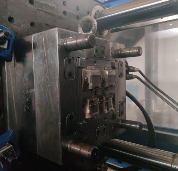 Peças de plástico de moldagem por injecção para acabamento de superfície de textura