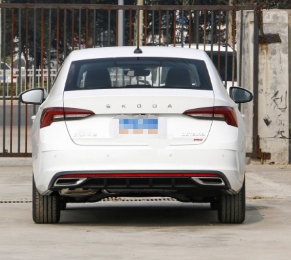 Хэтчбек 2023 места двери 5 варианта 5 подтяжки лица PRO TSI280 Zunxiang Skoda Octavia