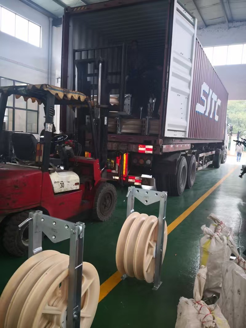 CE Certified Pulley Block with 2 Tons Load Capacity, 5:1 Safety Factor, and Corrosion Resistance for Heavy Duty Lifting