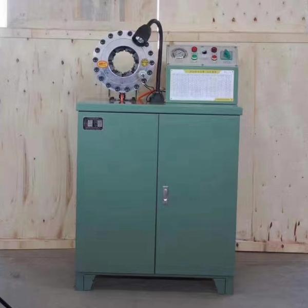 Компактная текстура машины трубы шланга гидросистемы 1/8 до 2 дюймов гофрируя