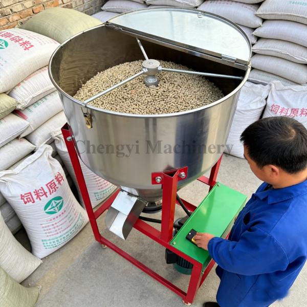 300 - 500kg/h Industrial Grain Mixer Stainless Steel High Capacity Animal Feed Blender