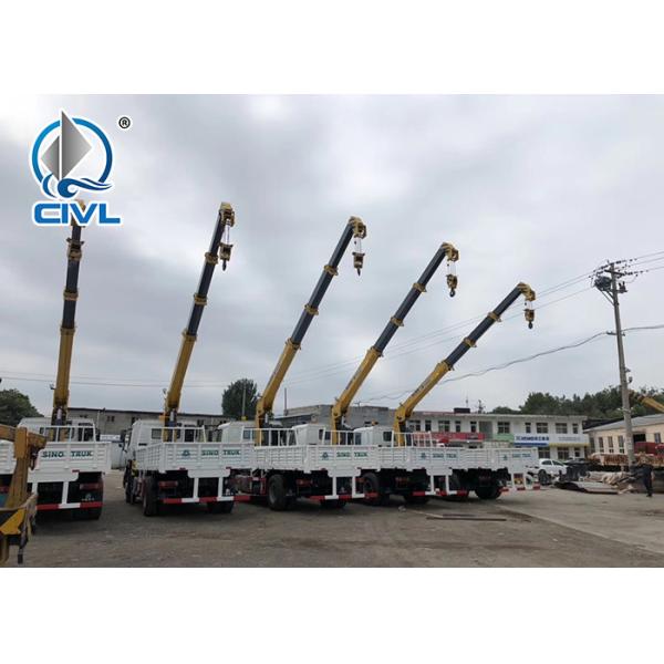 CCC 3-8 Tons Truck Mounted Crane With 4x2 Sidewall Cargo Truck