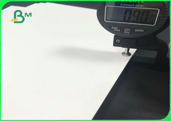 Papel 100% absorvente 1.6mm sem revestimento de madeira da polpa 1.2mm do Virgin para a pousa-copos do hotel