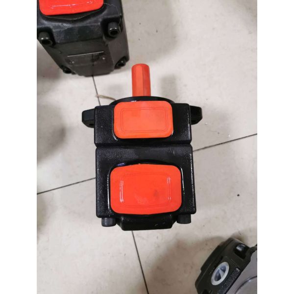 hydraulic oil pumpPVL1-6/8/10/2/14/1719/23/25/28/31 PVL2-26/33/41/47/53/59/65/75 PVL3-52/60/66/76/85/94/116/125/136/153-F-1R-D-10/-F-1R-U-10 PVL12-12-75-F-1R-UU
PVL12-14-33-F-2R-UU
PVL13-6-76-F-2R-UD-