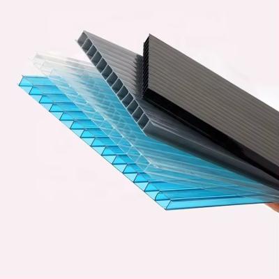 PC feuille solide feuille de polycarbonate plat panneaux de serre revêtement UV feuille de polycarbonate plat feuille de polycarbonate solide