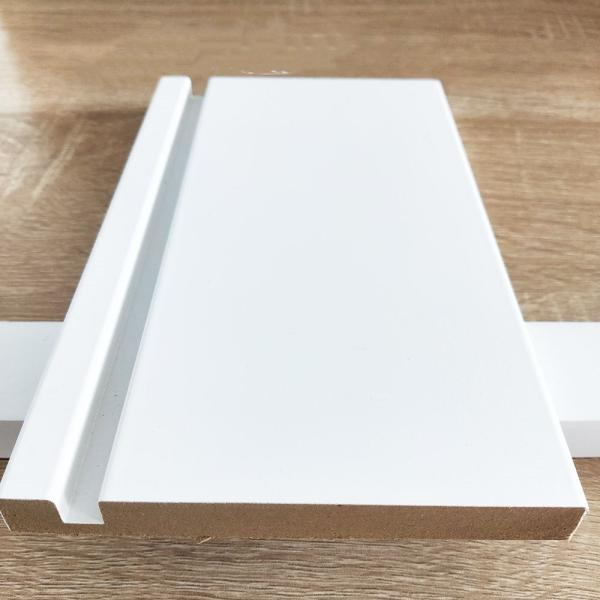 4 Inch MDF Skirting Board Pre Primed Pine Boards Environmental Friendly