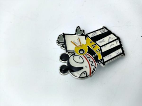 Small  Zinc Alloy Costume Brooches And Pins Disney Mickey Themed
