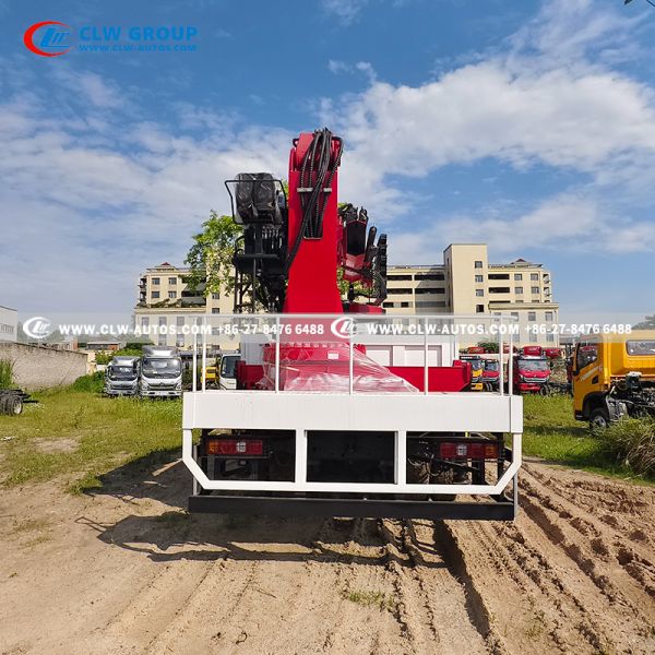 Shacman 8x4 Truck Mounted Knuckle Boom Crane with Brick grab