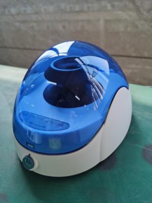 O laboratório Desktop da venda quente usa Mini Centrifuge com ISO do CE