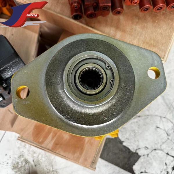 Les moteurs hydrauliques sont équipés d'un moteur hydraulique de type Assy 708-7L-01112.