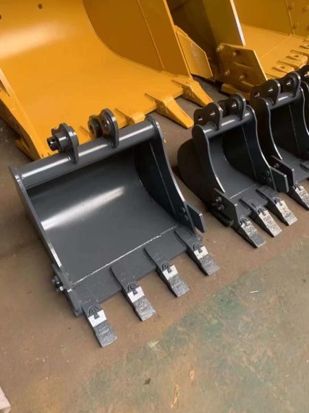 30-35T  Crusher Bucket For Stone CAT Excavator KOMATSU HITACHI  HYUNDAI  KOBELCO