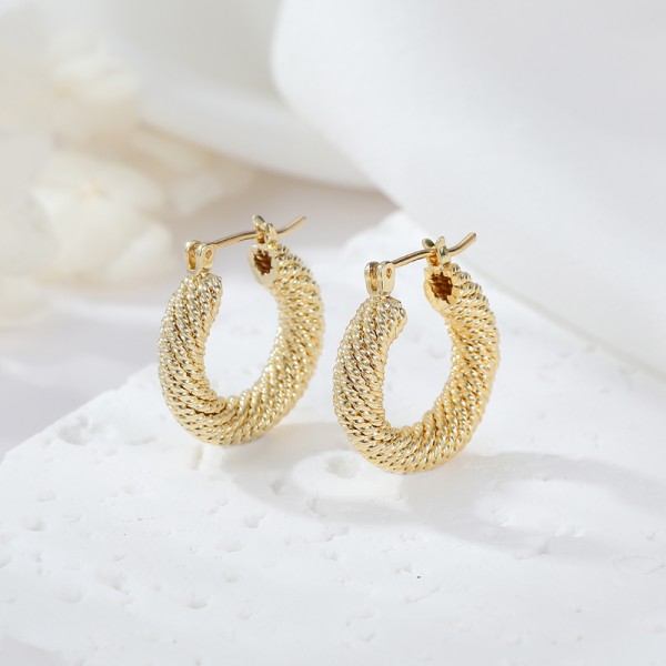 High Fashion Womens Jewellery Chunky 14K Gold Textured Hoop Earrings for Women Girls