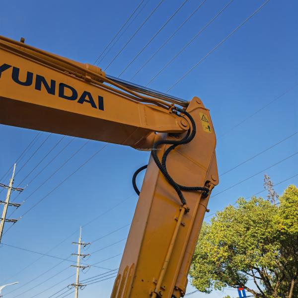 2.1m3 Bucket Capacity Used Wheel Excavator Second Hand Hyundai 210 7 Excavator