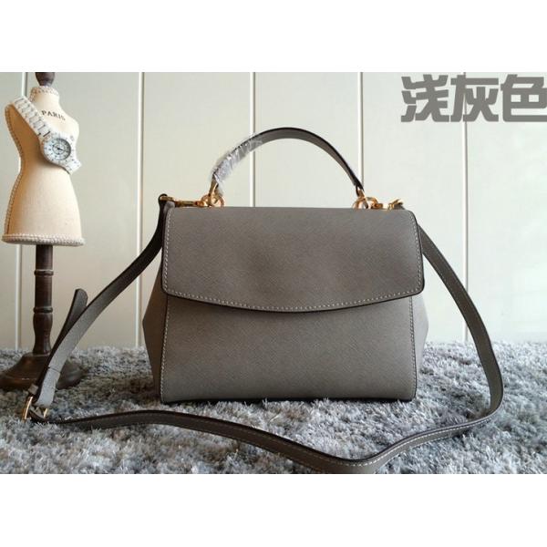 Female European and American fashion leather handbags embossed first layer of leather mini bag
