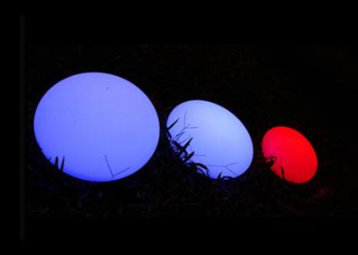 16 luzes pequenas recarregáveis da bola do diodo emissor de luz das cores para a decoração exterior da iluminação
