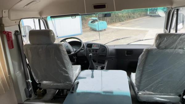 Dongfeng EQ6840PT 6x6 Mining Bus 6*6 Off Road Transport for Heavy Duty Mining