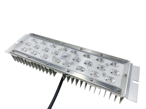 IP66 iluminação de rua alta impermeável 150lm do diodo emissor de luz do lúmen 50w/certificado de RoHS CE de w