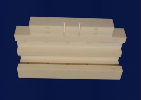 High Precision 97% Alumina Ceramic Terminal Block / Insulated Terminal Block