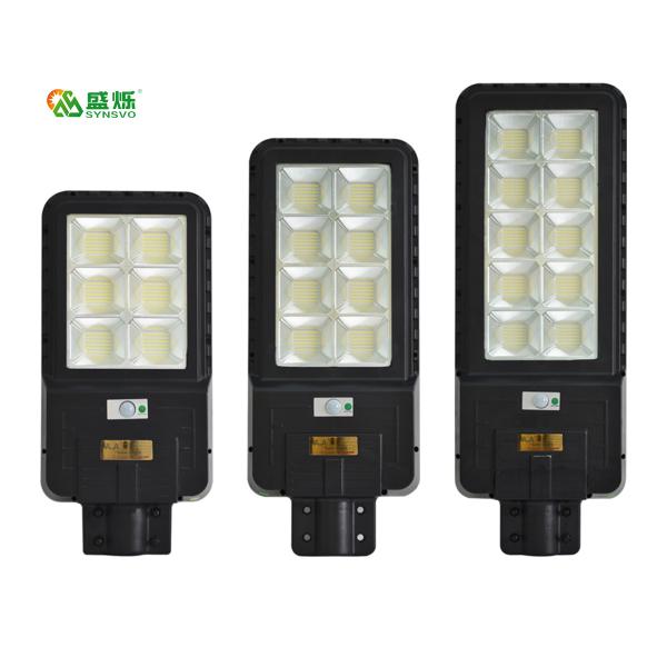 Aluminum IP65 Waterproof  Solar Street Light 400W 600W Large Capacity Battery