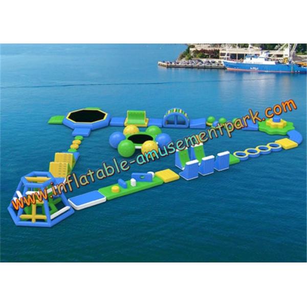 Commercial Outdoor Inflatable Floating Water Park Equipment in Hotels